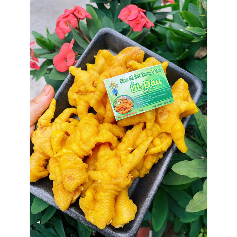 -CHÂN GÀ RX Ủ MUỐI ÚT DẬU 400G - KÈM RAU SỐT CHẤM