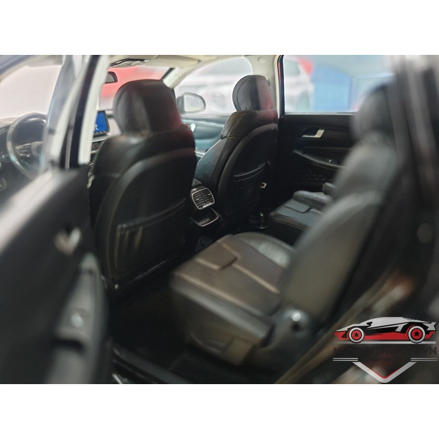 Xe mô hình Hyundai SantaFe, tỉ lệ 1:18