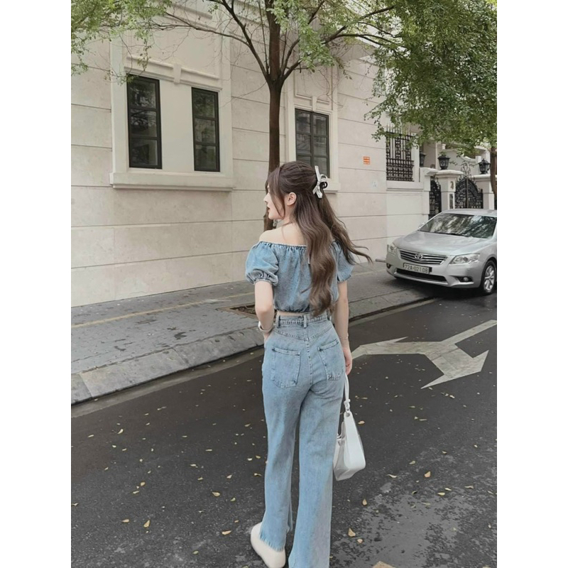 SET JEANS ÁO BẸT VAI CROPTOP + QUẦN SUÔNG XẺ LAI