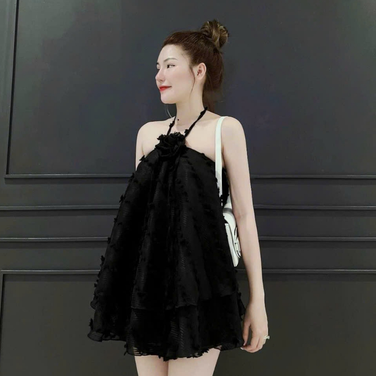 set bộ nữ áo xòe tầng cổ yếm đính hoa mix quần short thời trang nữ stclothing