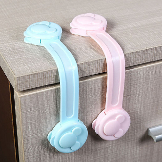 Khóa tủ an toàn chống kẹp tay cho em bé trẻ con khi mở cửa tủ lạnh ngăn kéo