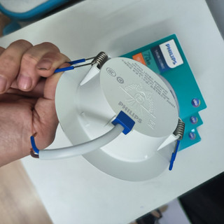 Đèn led âm trần Philips