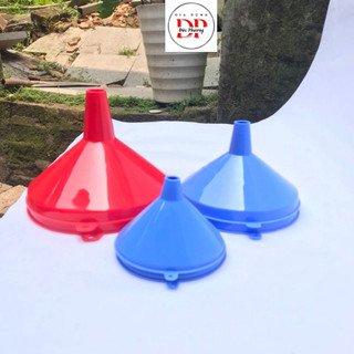 Phễu nhựa rót nước,rót các dung dịch chất lỏng nhựa Việt Nhật