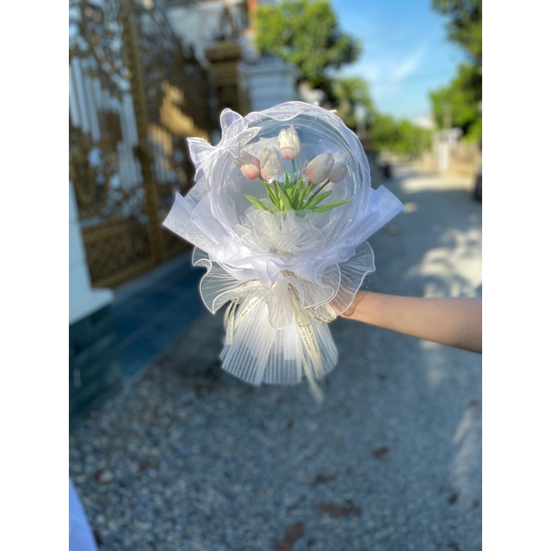 Quà tặng hoa bóng, hoa tuy lip, quà tặng 20/10,20/11,8/3,14/2..quà tốt nghiệp, khai trương...