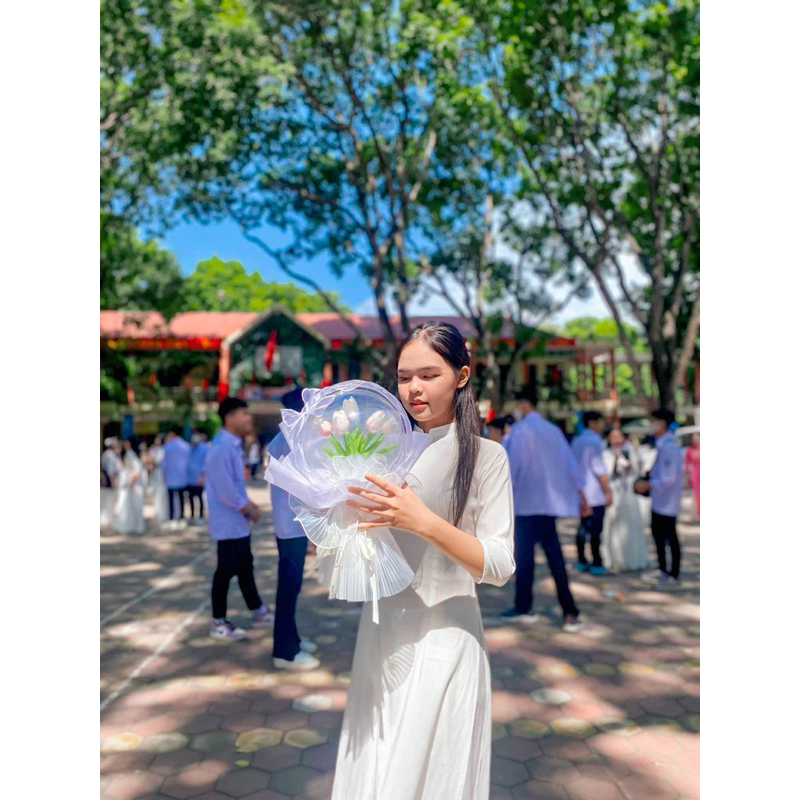 Quà tặng hoa bóng, hoa tuy lip, quà tặng 20/10,20/11,8/3,14/2..quà tốt nghiệp, khai trương...