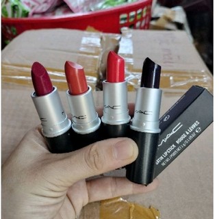 Son môi thỏi như hình - giao màu ngẫu nhiên