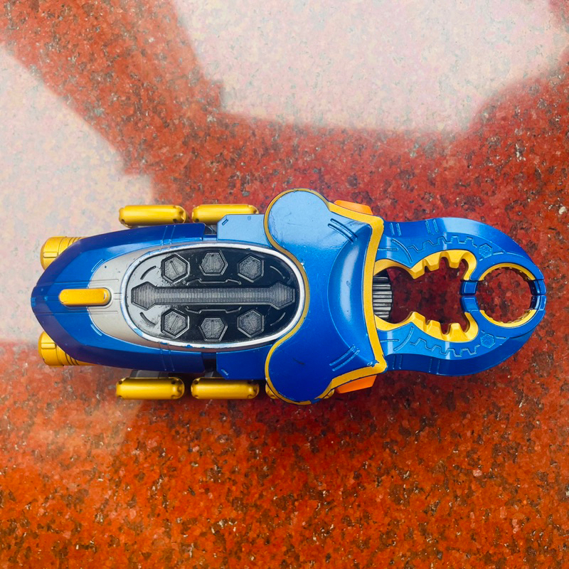 Thắt lưng biến thân Gattack Zecter trong Kamen Rider Kabuto