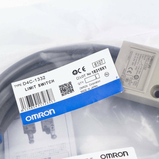 Công tắc hành trình omron d4c-1332 dây 5 mét