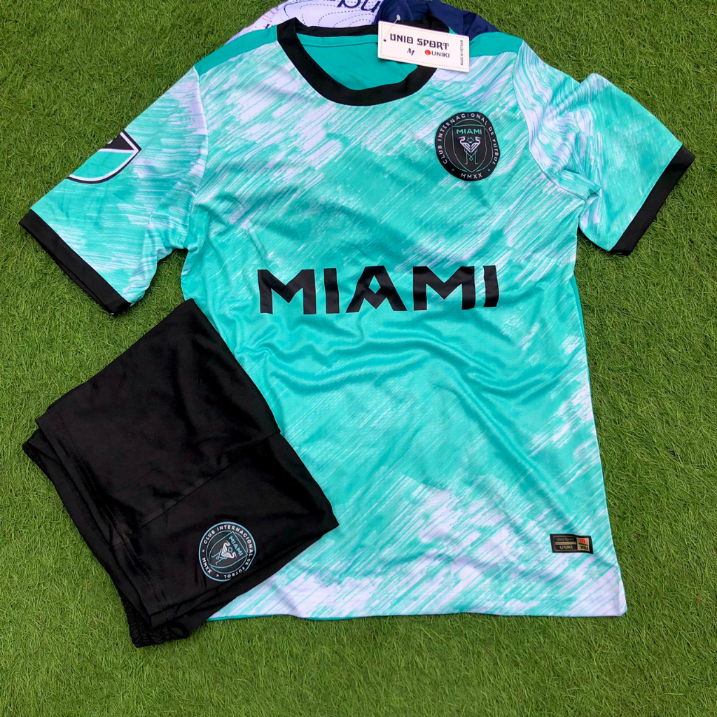 In tên số CLB theo yêu cầu - Mẫu bộ quần áo bóng đá mới nhất - Hàng thun lạnh loại 1 co giãn, thấm hút mồ hôi