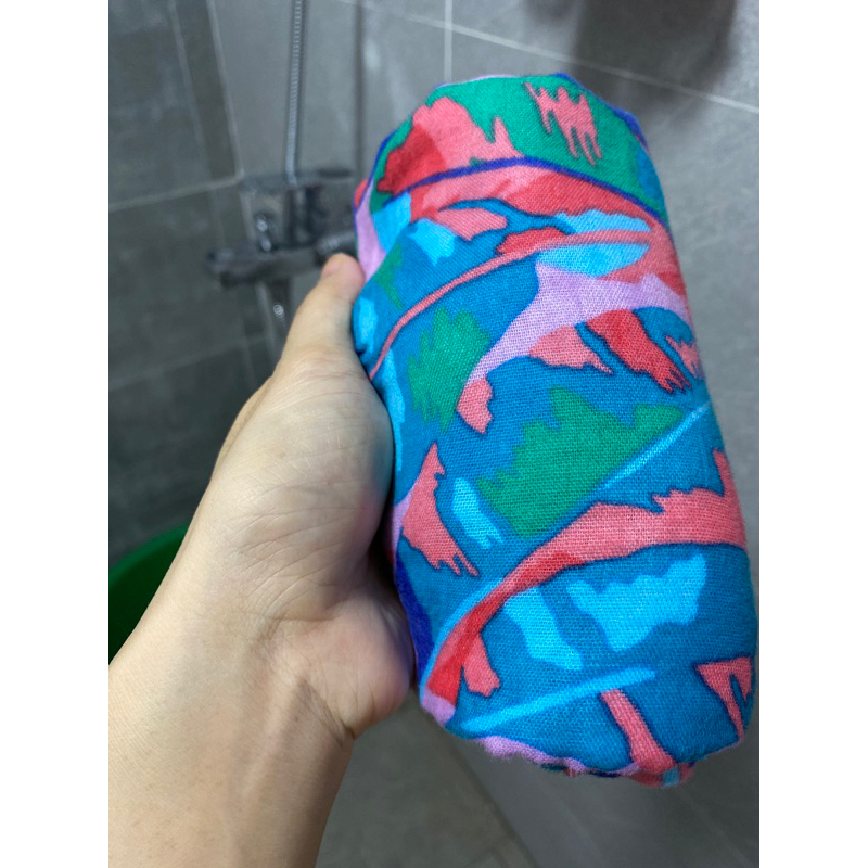 Khăn Đa Năng Xuất Dư - Loại To Cho Người Lớn