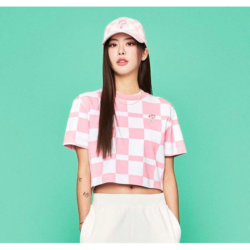 Áo thun nữ MLB croptop thêu logo xịn xò