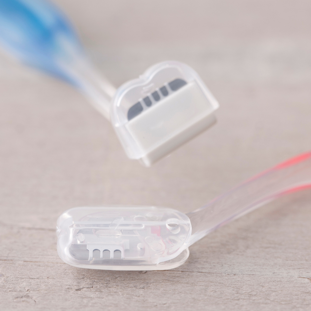 Dao Cạo Vùng Kín Kai Bikini Line MTG-2B 011641 Dành Cho Nữ