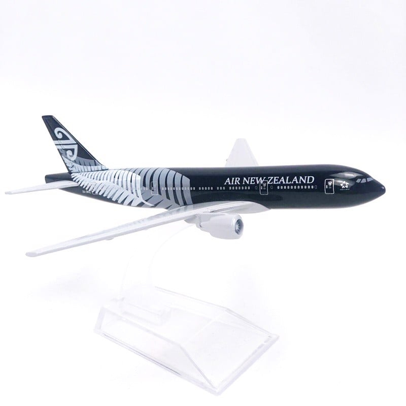 Mô hình máy bay Air New Zealands Boeing B777-200ER 16cm MB16087