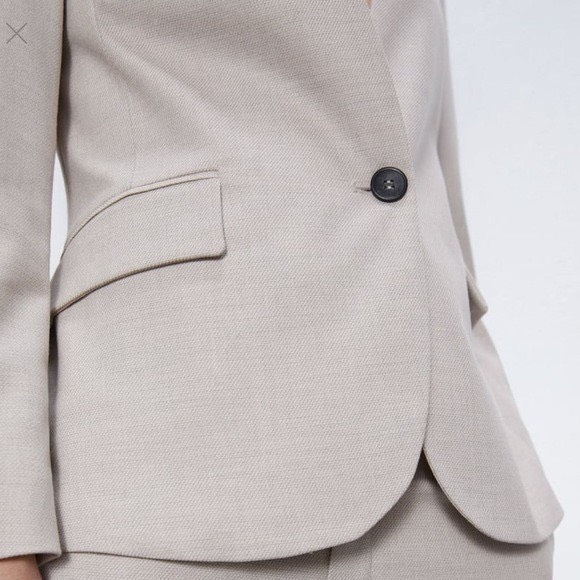 **  Áo khoác Blazer Zara authentic chiết eo cổ không ve - Đã Qua Sử Dụng