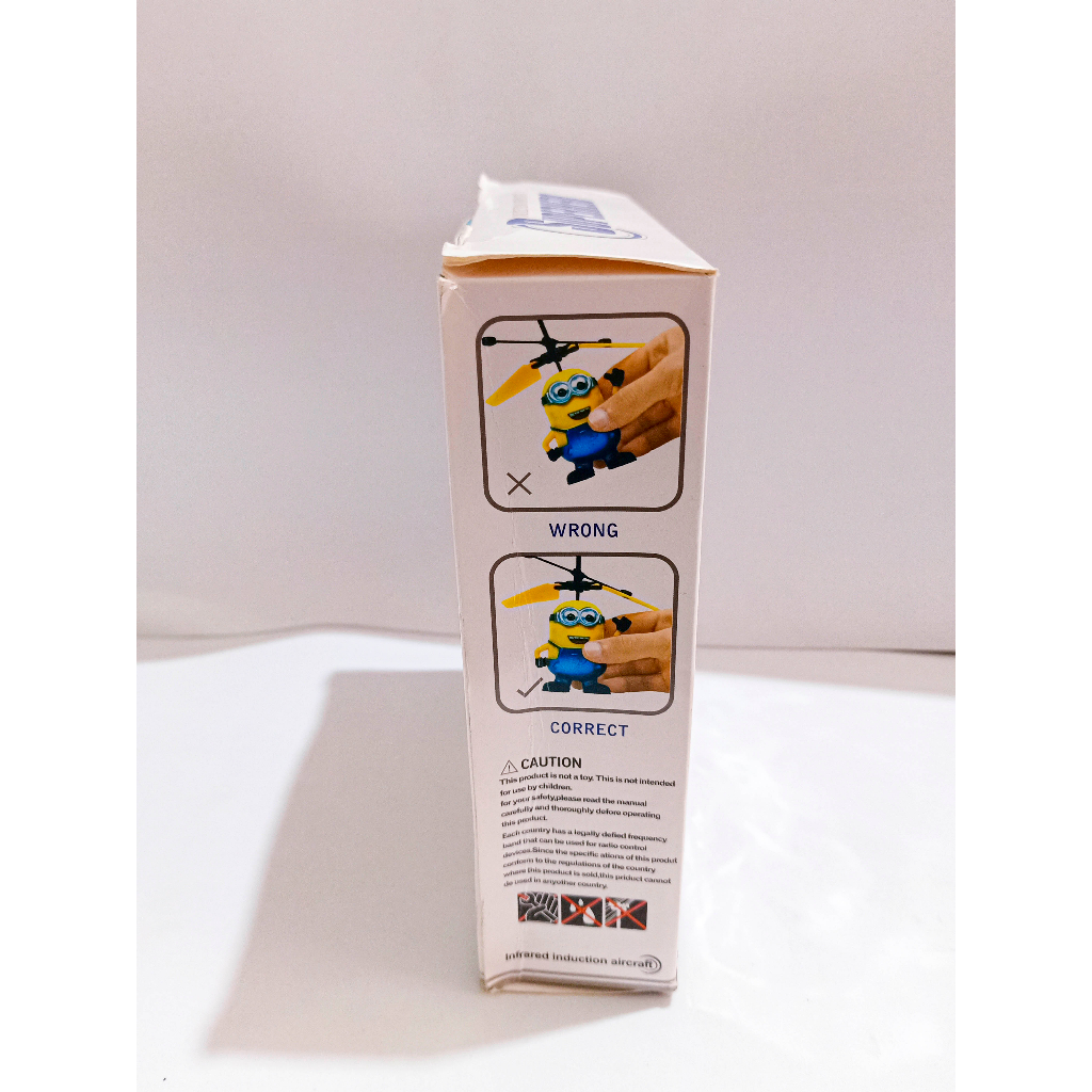 Đồ chơi Máy bay  minion bay cảm ứng  đồ chơi trẻ em Minion