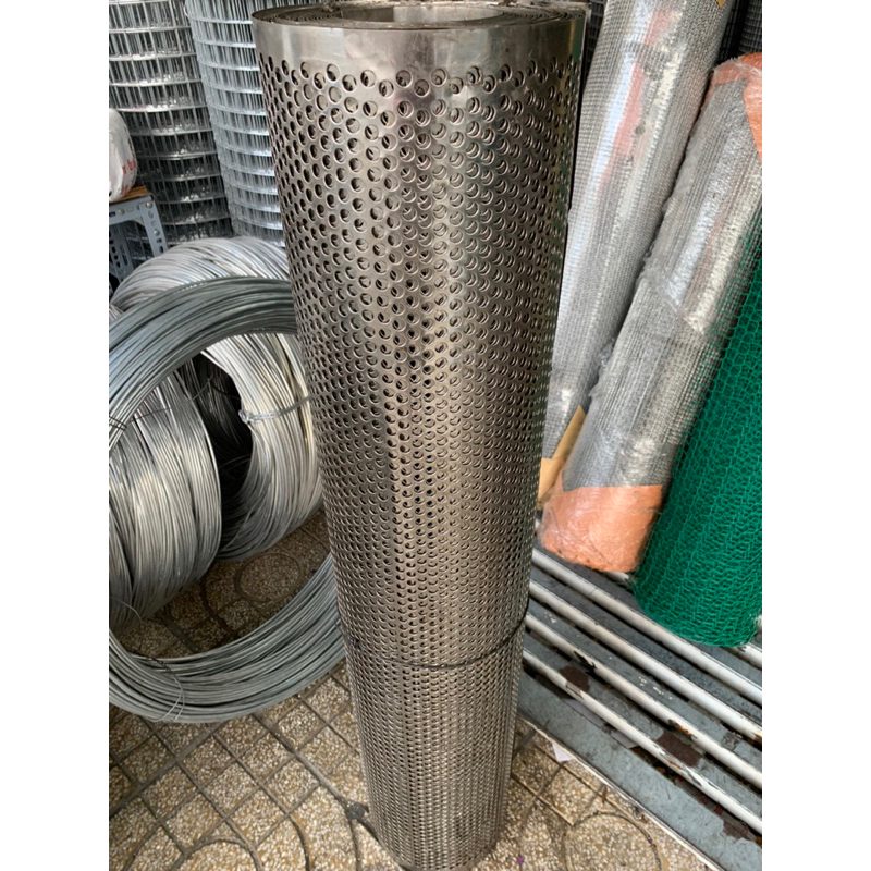 Tôn inox 304 đục lỗ 8mm dày 0.4mm
