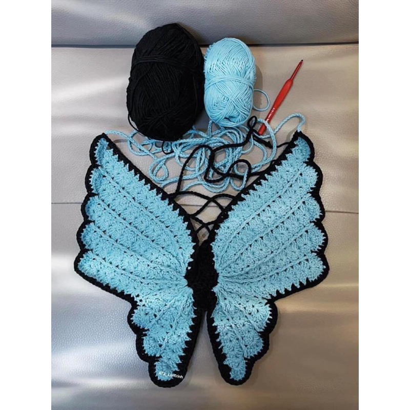 Áo len bướm handmade