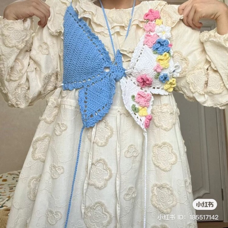 Áo len bướm handmade