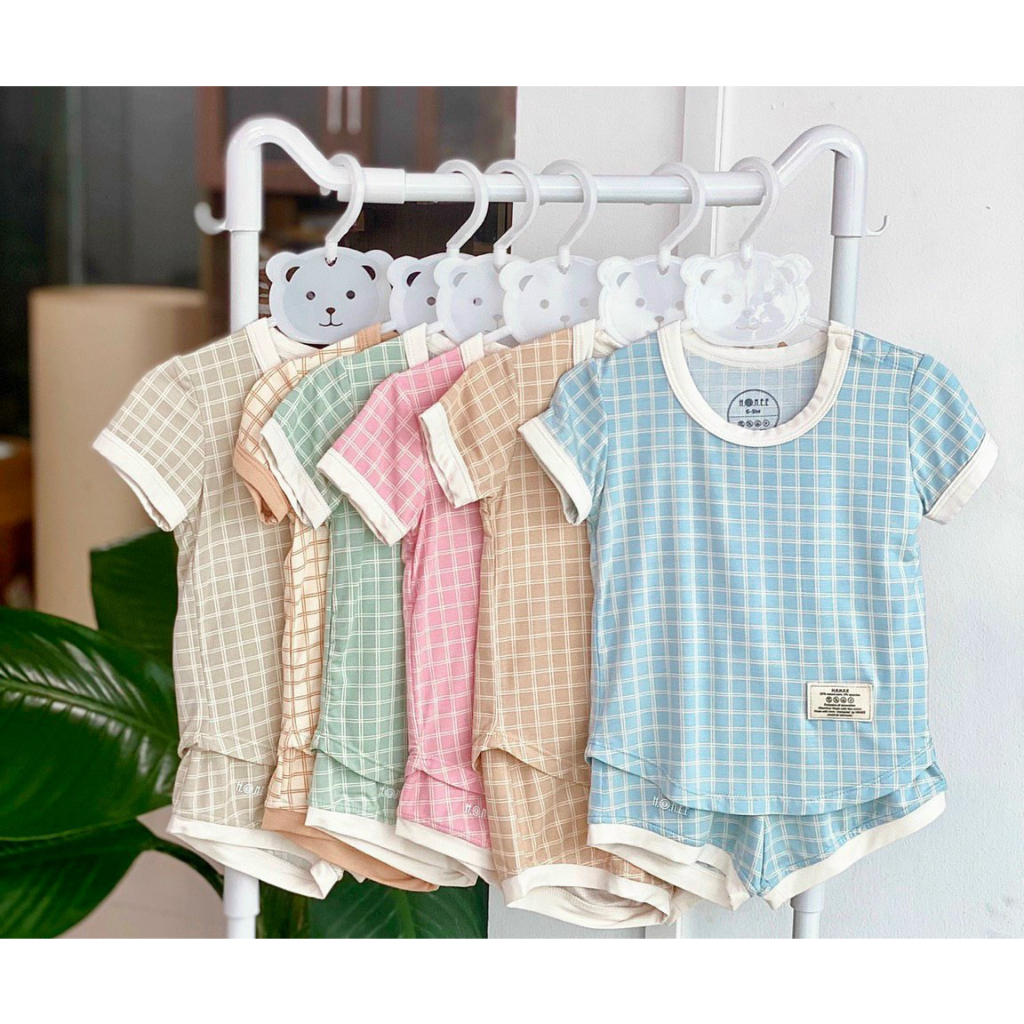 (SALE 20%) Bộ cộc tay kẻ karro mới 2023 nhà Hrnee