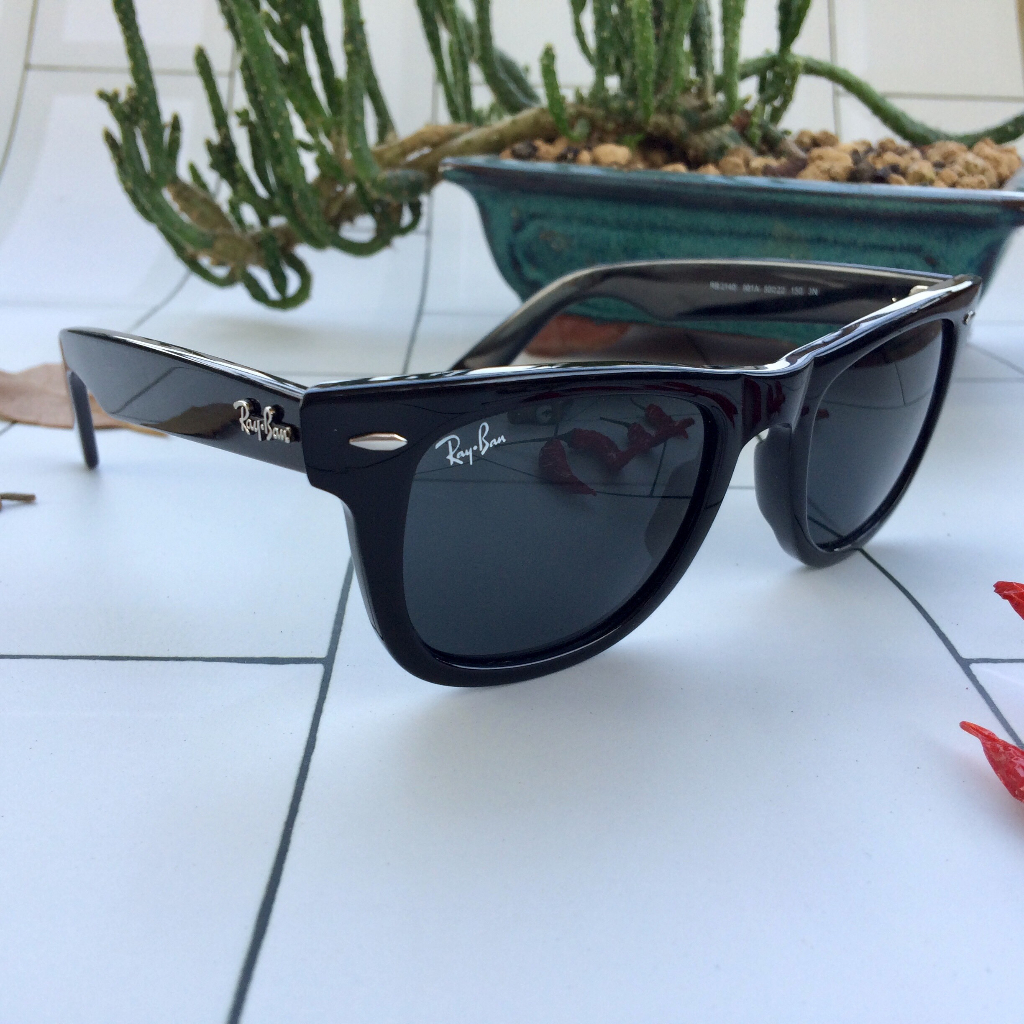 Kính Rayban Wayfarer đen bóng chống tia UV chống chói