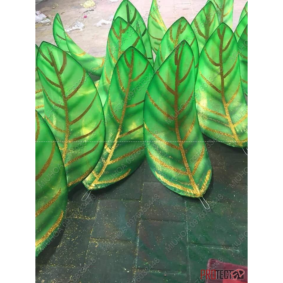 Lá múa văn nghệ biểu diễn nan sắt siêu bền phun kim tuyến bắt ánh sáng sân khấu