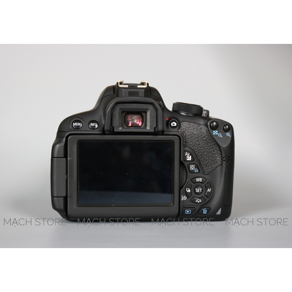 MÁY ẢNH CANON EOS 700D + LENS KIT 18-55MM F3.5-5.6 IS STM