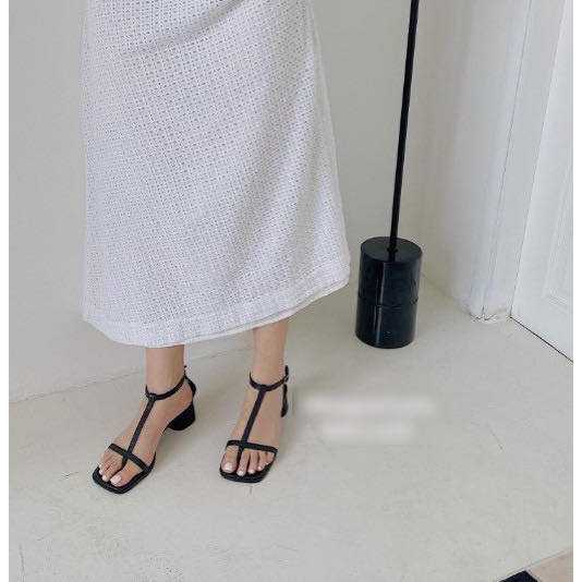 Giày Sandal Judy Quai Ngang Chữ T Dây Thanh Mảnh Cao 4p