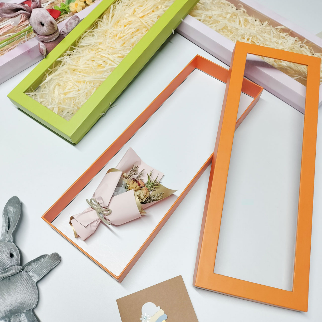 Hộp Giấy Đựng Quà Tặng Có Cửa Sổ Đựng Hoa 3 Màu Xanh Lá, Hồng, Cam Size 35.8x13x3.5 Cm