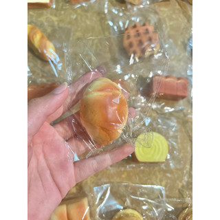 Squishy Bánh Nướng