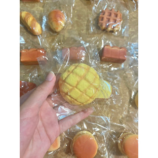 Squishy Bánh Nướng