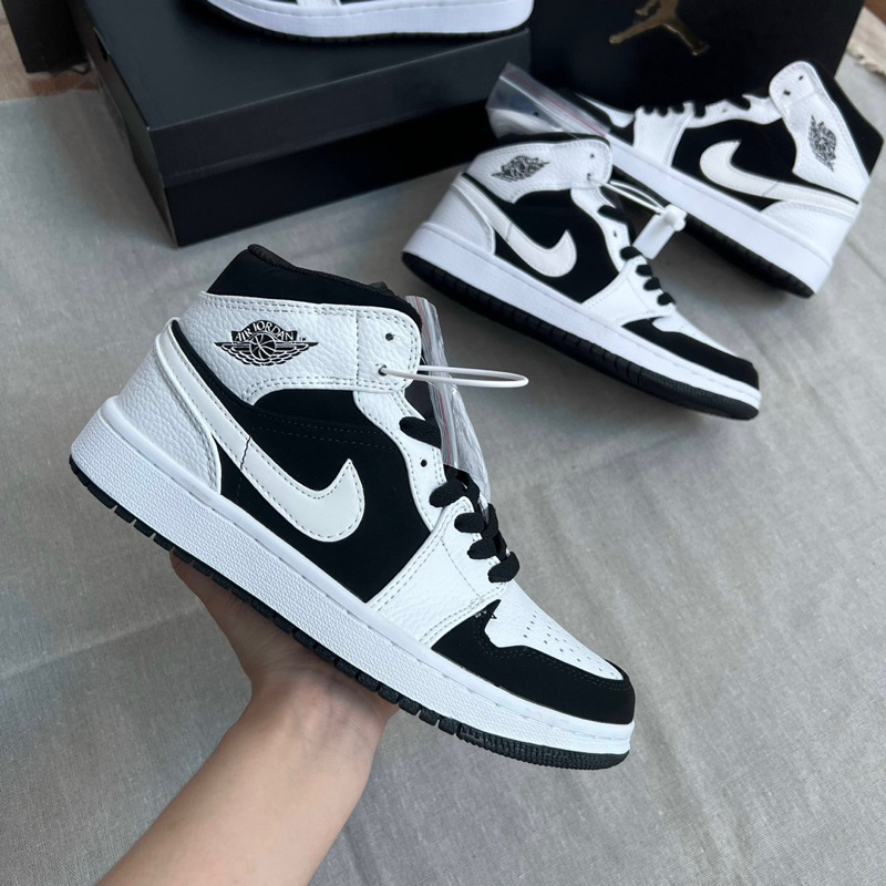 [KHO SỈ HẢI HẠNH TẶNG BOX BẢO VỆ]GIÀY JD TRẮNG ĐEN MID BẢN MỚI