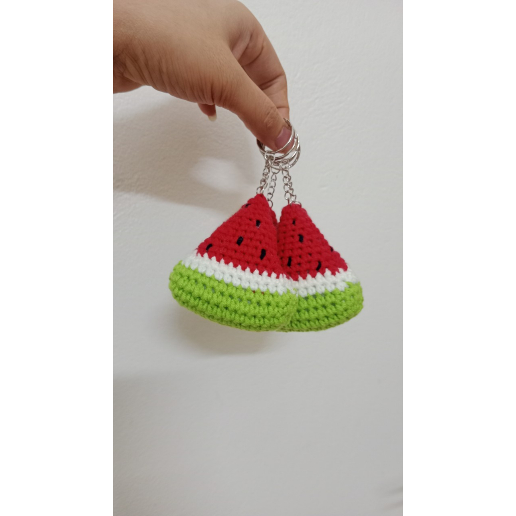 Móc khóa miếng dưa hấu bằng len