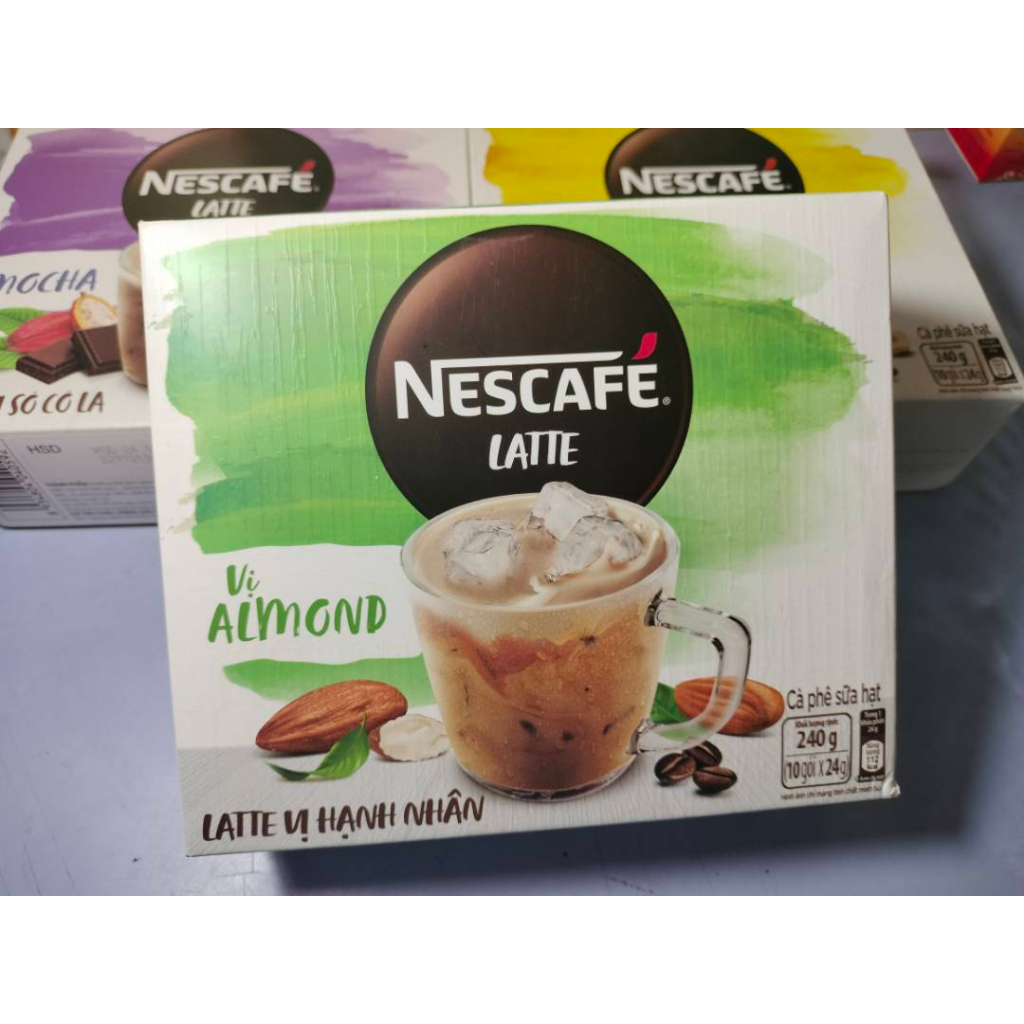 Cà phê hòa tan Nescafé Latte sữa hạt vị hạnh nhân (Hộp 10 gói x 24g) date mới