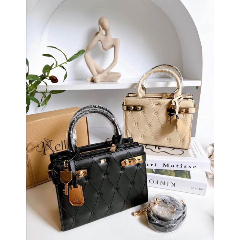 Túi L Y Nn quai xách