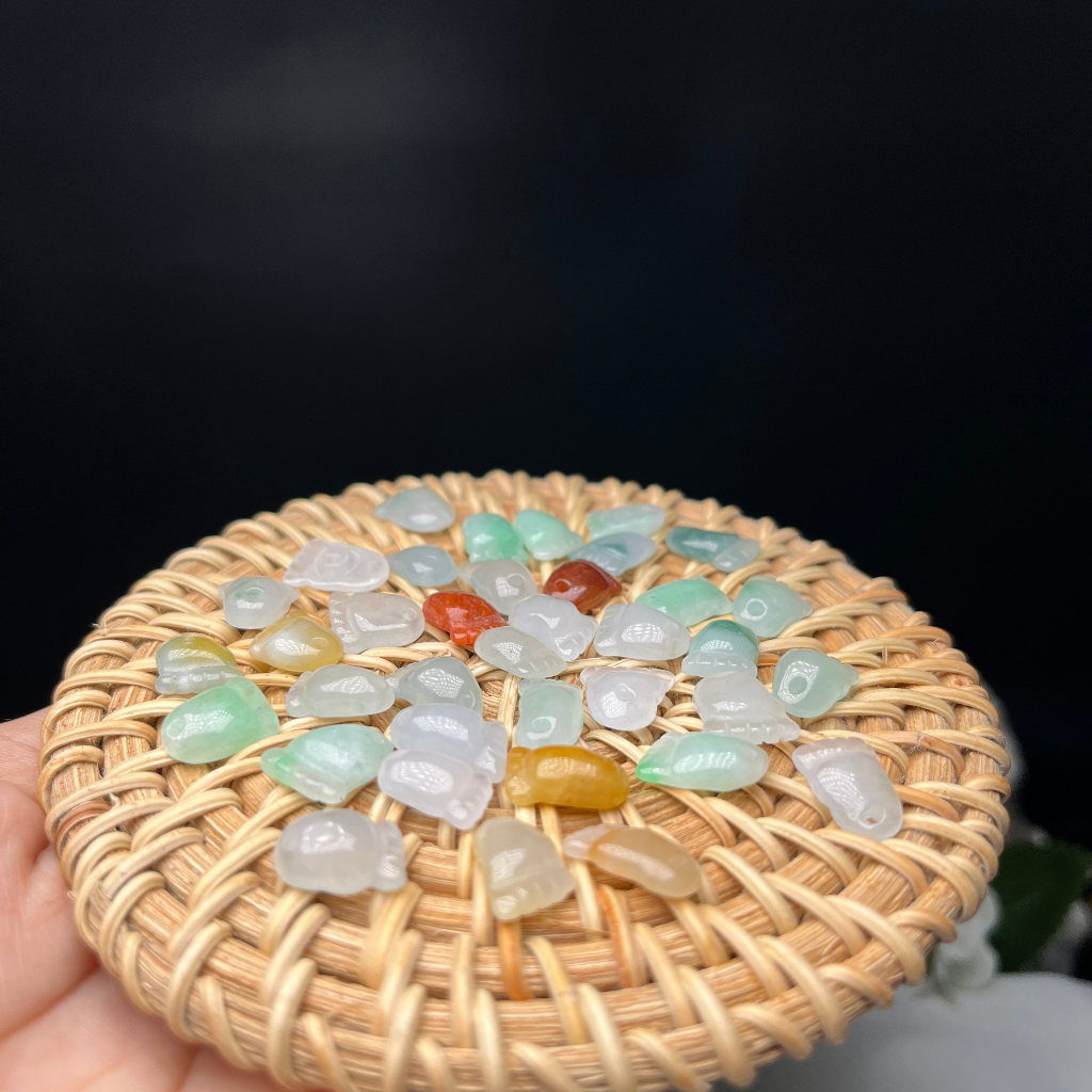Charm Ngọc Cẩm Thach Hình Chân Phật
