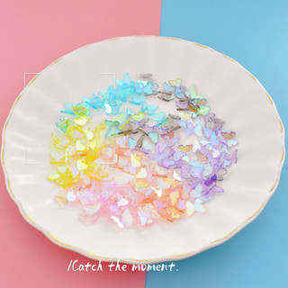 Charm bướm nhỏ