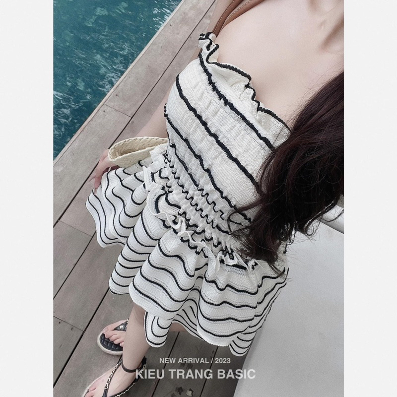 Váy Quây Kẻ Tầng Kiều Trang Basic