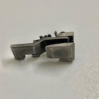 Chân vịt nhún máy vắt sổ 2 tần
