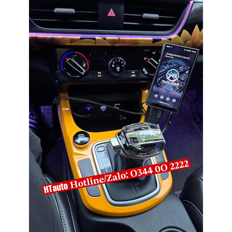 Tay lắm cần số pha lê KIA