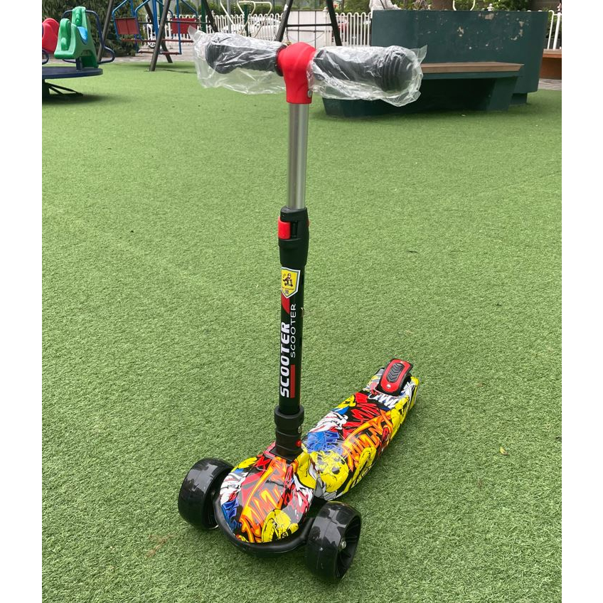 Xe trượt scooter hiệu Be1 hàng xuất Eu bánh to có đèn phát sáng