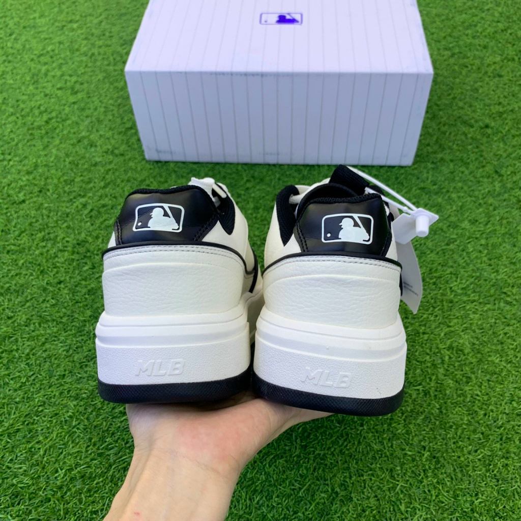 Giày MLB Chunky NY  đế đệm khí cao 5cm, chuẩn form nguyên bản. Giày MLB trắng xanh đen thiết kế độc đáo