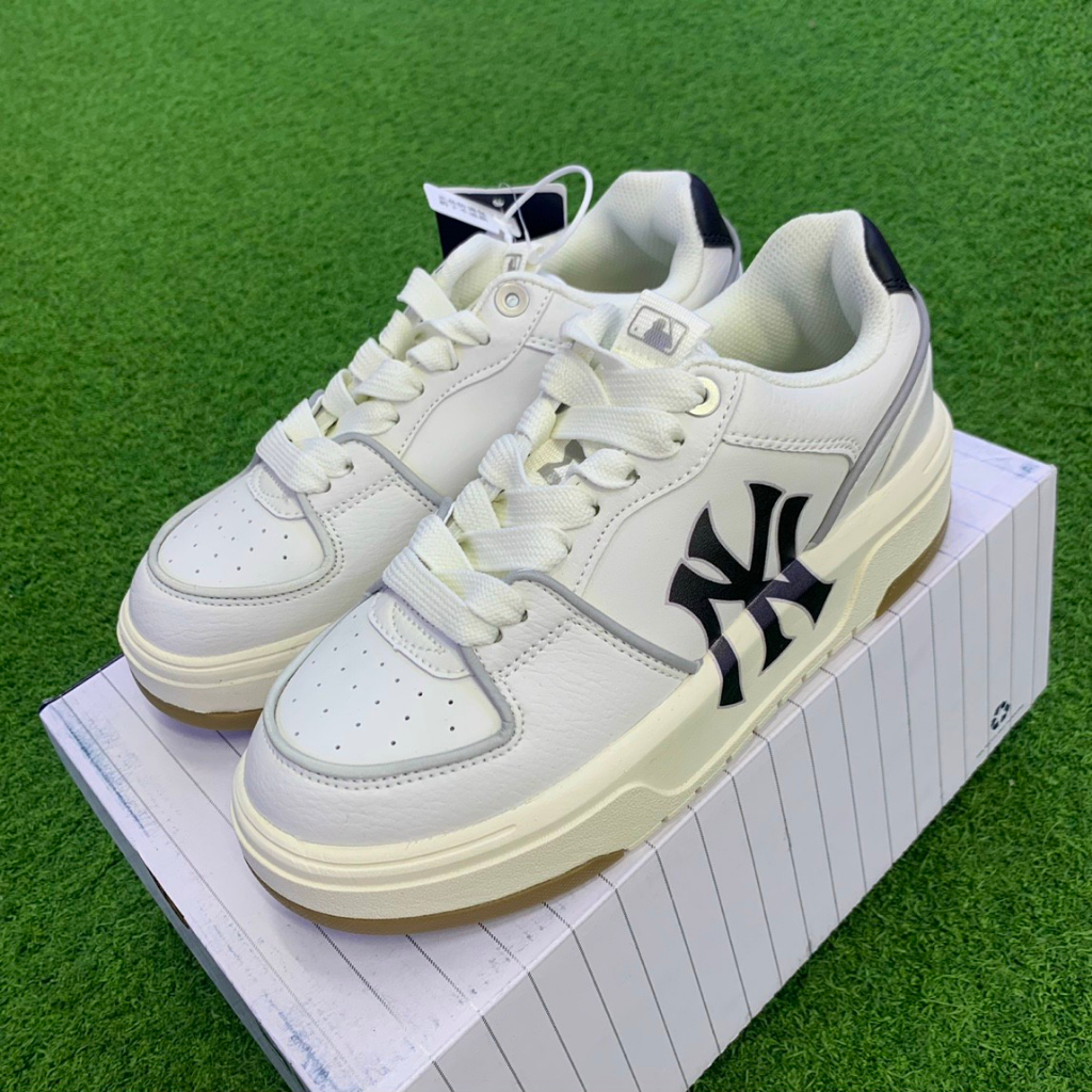 Giày thể thao Sneaker MLB CHUNKY NY trắng gót nâu kèm hbv quà tặng/giày quảng châu 68 | BigBuy360 - bigbuy360.vn