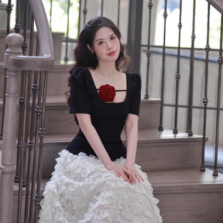 Hoa cài áo- Chất liệu nhung cao cấp- hoa 9cm sang trọng
