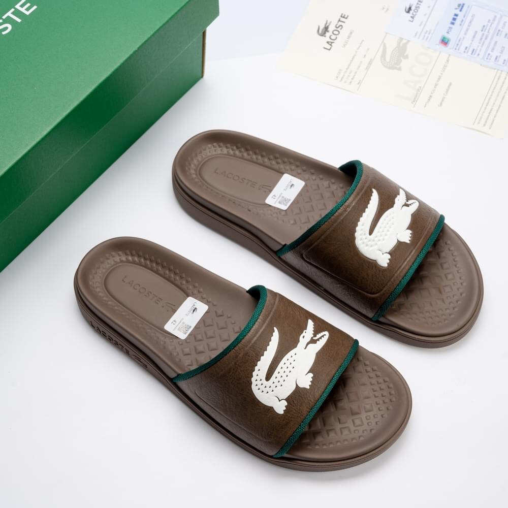 HOT_Dép nam, Dép da Lacoste, nhiều màu sắc nổi bật, sang trọng dễ phối đồ. Đế cao su êm, mềm. Form dáng thể thao.