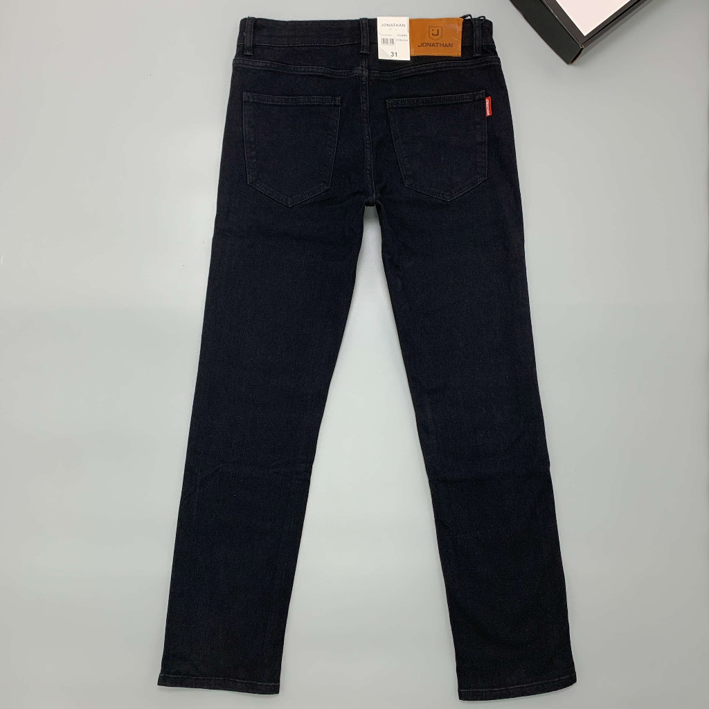 Quần jean nam đen tuyền ống đứng JONATHAN QJ060 vải denim cao cấp co giãn nhẹ, form dáng chuẩn đẹp, trẻ trung, hott