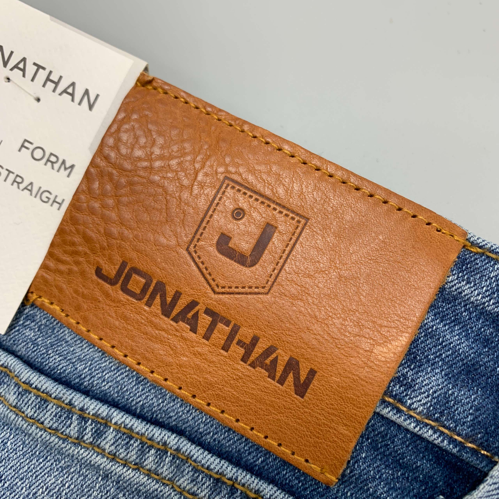 Quần jean nam xanh basic ống đứng JONATHAN QJ061 vải denim cao cấp co giãn nhẹ,  form dáng chuẩn đẹp, trẻ trung, hottre