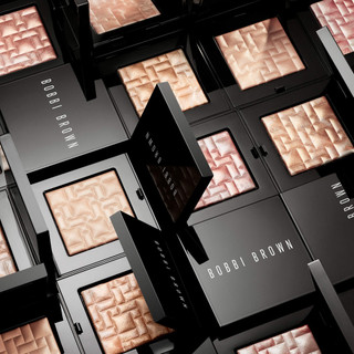 [Fullbox/ Code 2021] Phấn bắt sáng Bobbi Brown Highlighting Powder
