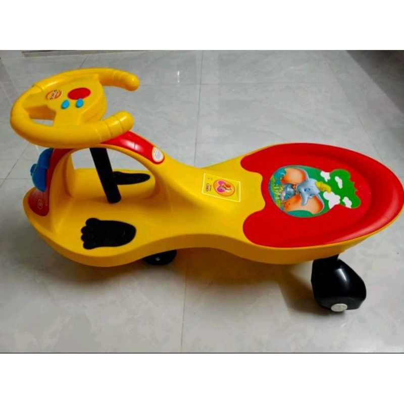 Xe lắc cỡ đại cho bé