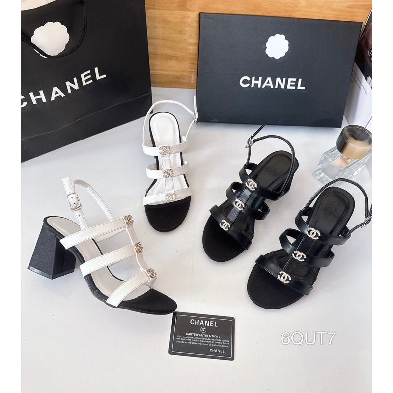 Sandal Gót Vuông 3 Dây Khoá Sang Đẹp