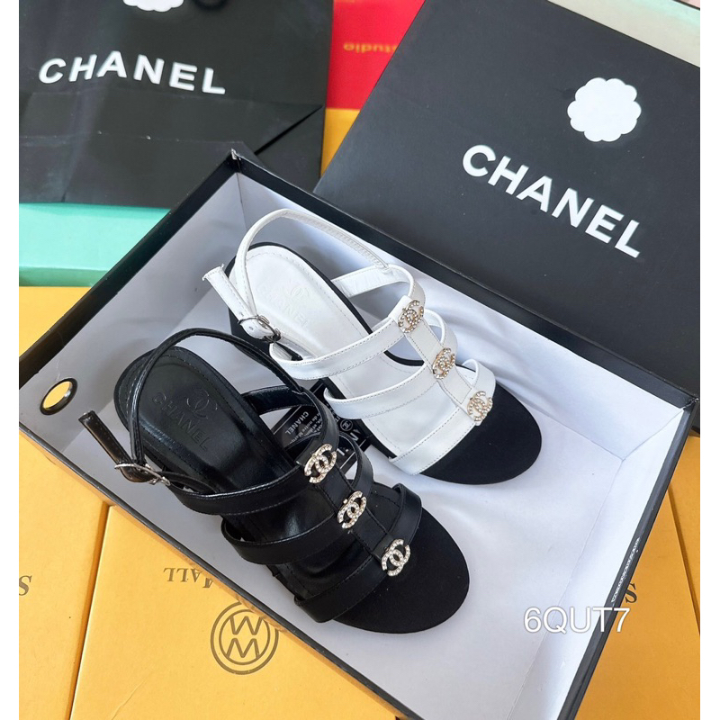 Sandal Gót Vuông 3 Dây Khoá Sang Đẹp